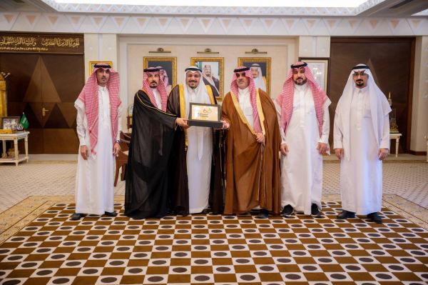 سمو أمير منطقة القصيم يبارك جهود جمعية "استدامة" للأجهزة الطبية في دعم الاستدامة والرعاية الصحية