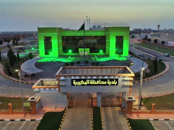 أمانة منطقة القصيم توقّع عقداً مشروع جمع ونقل النفايات بقيمة تتجاوز 23 مليون ريال بمحافظة البكيرية