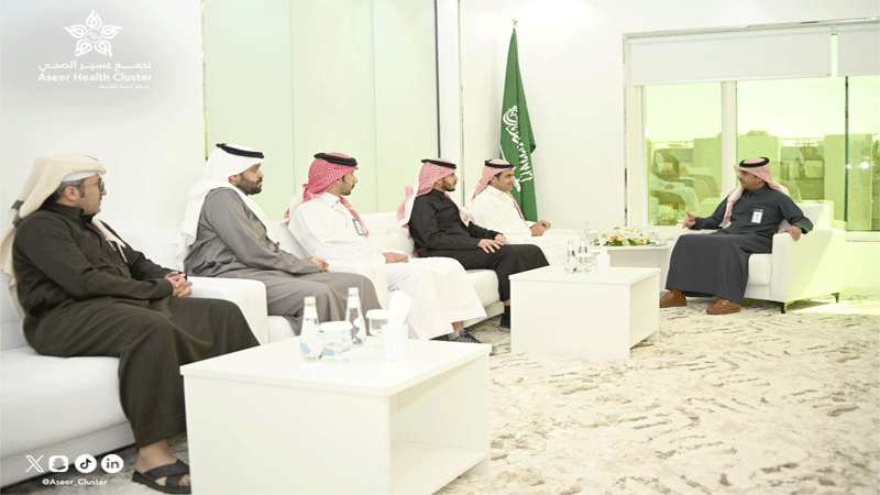 تجمع عسير الصحي يوقع إتفاقية مع جمعية صحتنا