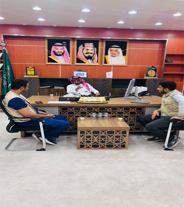 محافظ #بارق يستقبل فريق المسح الصحي العالمي