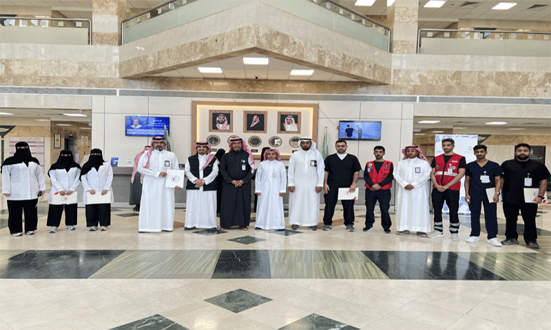 الهلال الأحمر في القصيم يُكرم القصيم الوطني لمبادرة التكامل مع المجتمع وشركاء الاستجابة