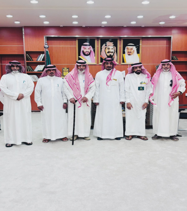 محافظ بارق يستقبل مشائخ وأعيان مركزي سيالة وسليم