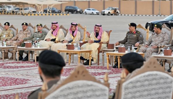 أمير القصيم يشارك رجال الأمن مأدبة الإفطار