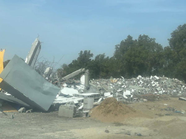 أمانة جدة تزيل تعديات على أرض حكومية بحي الأجواد