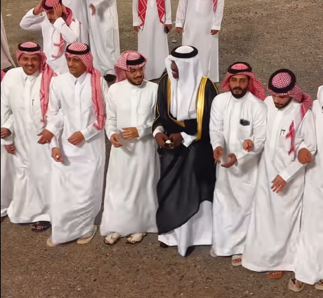 زواج شاب سوداني في المجاردة يخطف انظار رواد منصات التواصل الإجتماعي