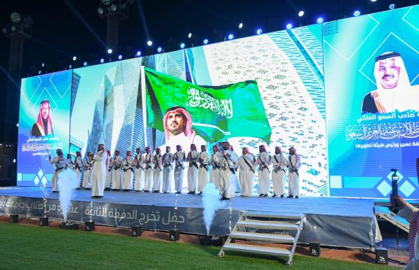 نائب أمير عسير يشهد حفل تخريج الدفعة الـ12 بجامعة بيشة