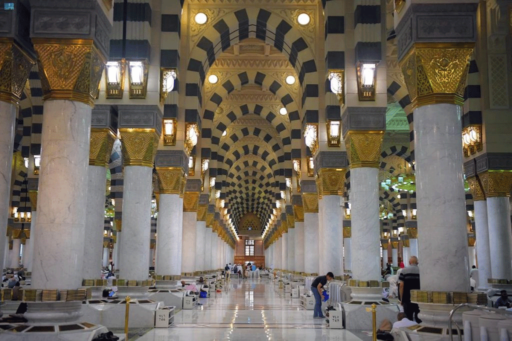 تقليص أوقات الانتظار بين الأذان والإقامة في مساجد العاصمة المقدسة ومساجد المشاعر