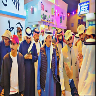 محافظ #خميس_مشيط يُطلق فعاليات حي الهميلة ضمن مُبادرة #أجاويد_3