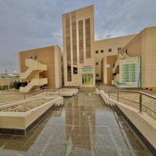 استبدال وإصلاح الصمام الميترالي بالمنظار دون فتح الصدر في مركز القلب بالقصيم