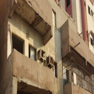 #أمانة_جدة تشعر المباني الآيل للسقوط في حي الرويس