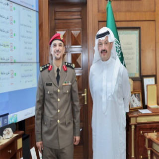 سمو أمير عسير يُقلد قائد أمن الإمارة  محمد عسيري رتبته الجديدة