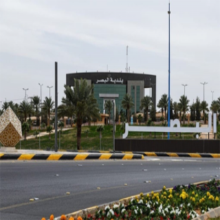 أمين القصيم يوقع عقد صيانة شوارع في نطاق بلدية البصر بأكثر من 5,5 ملايين ريال