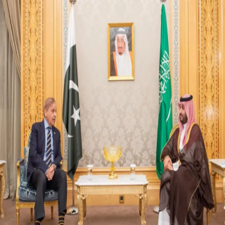 رئيس الوزراء الباكستاني يصل إلى العاصمة السعودية الرياض
