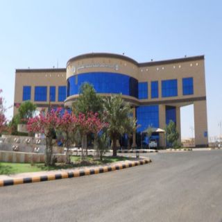 #أمانة_القصيم تواصل مشاريع التطوير والتجميل الحضري في محافظة عقلة الصقور