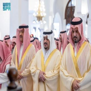 نائب أمير منطقة الرياض يؤدي صلاة الميت على  عبدالله بن ناصر بن عبدالعزيز الشثري
