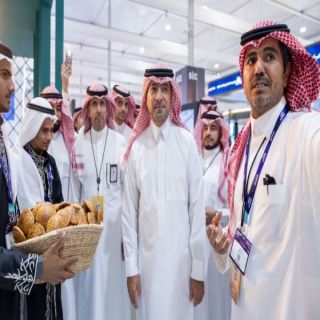 جناح #أمانة_القصيم يحظى بزيارة وزير البلديات والاسكان في سيتي سكيب 2025