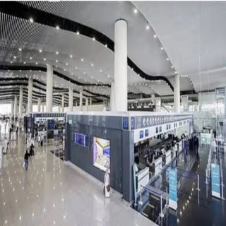 مطار الملك خالد الدولي يدشّن مسارًا جويًا جديدًا بين الرياض وبانكوك -