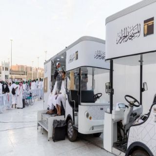 الحرم المكي يوفّر خدمة التحلّل من النسك مجانًا في ساحات المسجد الحرام