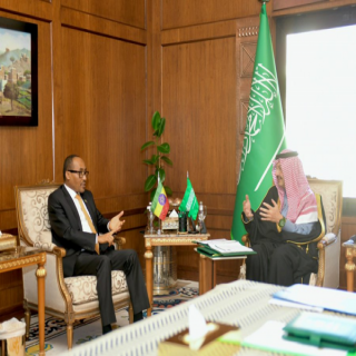 سمو أمير عسير يستقبل السفير الإثيبي لدى المملكة