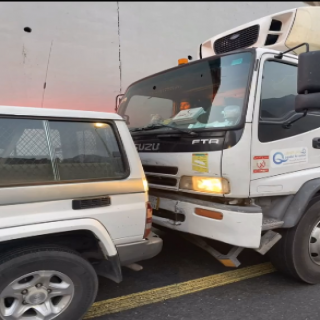 فيديو- شجاعة رجال الأمن تُقذ قائد شاحنة بعقبة شعار