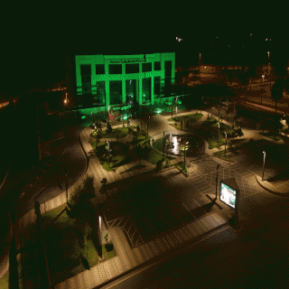 مبنى بلدية المجاردة يتوشح الأخضر احتفاءً بذكرى يوم التأسيس