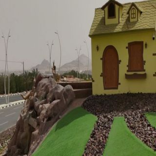 أمانة القصيم تُنفد مجسمي الخيول والغزلان بمحافظة ضرية