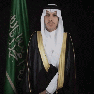 والد محمد الشهري يحتفي بتخرج أبنه طبيبًا من جامعة بيشة