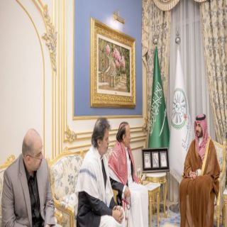 سمو وزير الدفاع ينقل تعازي القيادة لذوي الرئيس اليمني عبد ربُه هادي