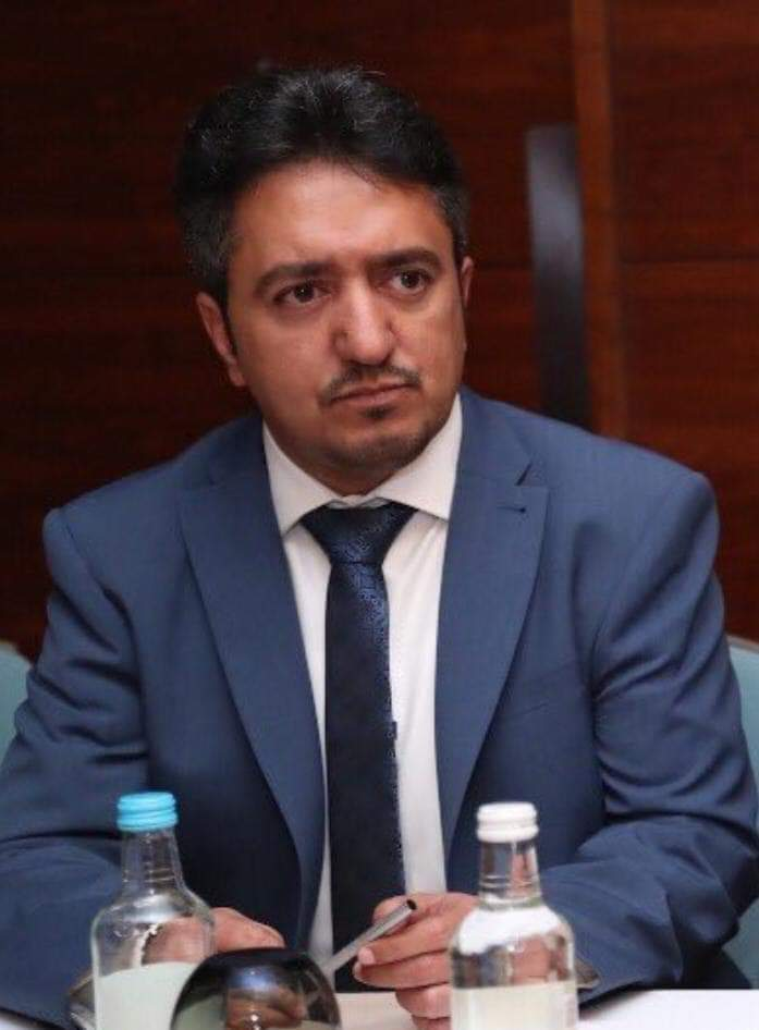  يُدير اللقاء الإعلامي الأستاذ بندر الرشودي